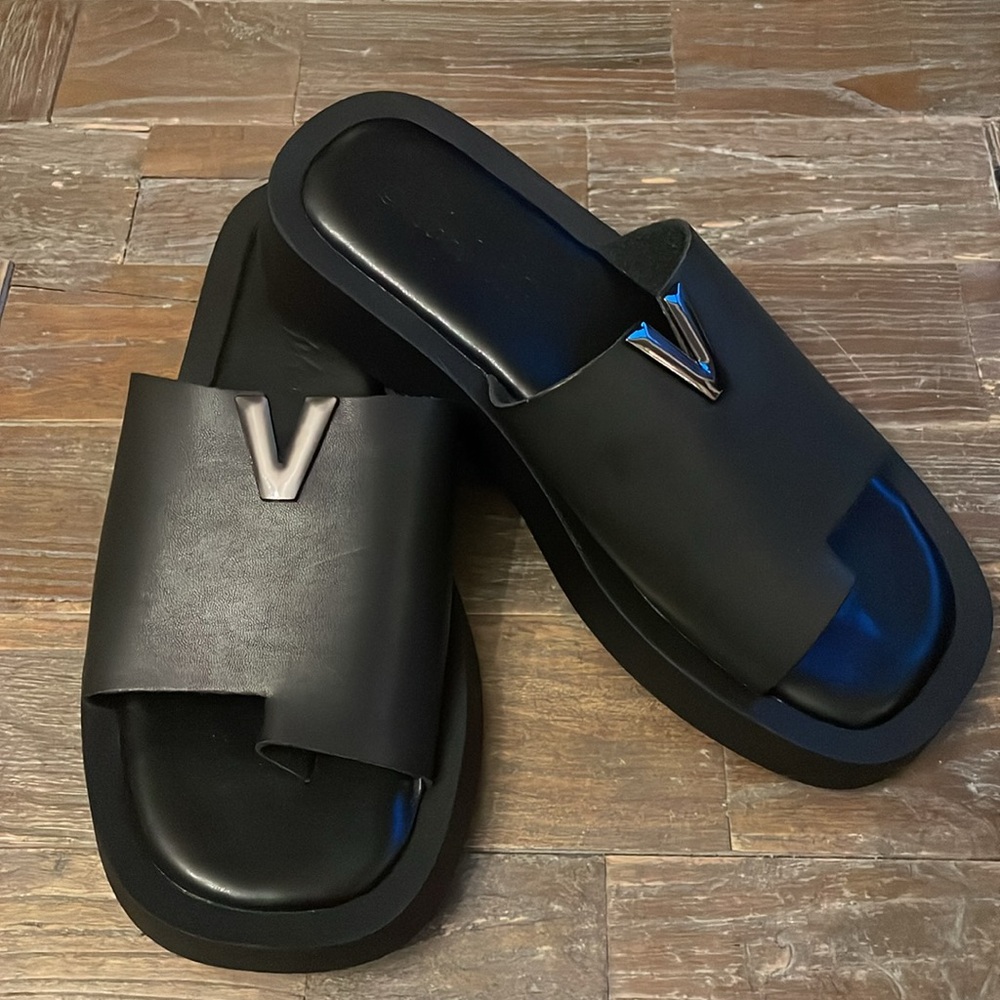 Mods Plus Platform Toe Strap Slide Sandals - image 1